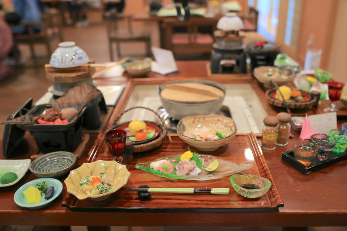 【四季と宿をめぐる旅】徳島県〜食欲の秋！祖谷渓温泉ホテル秘境の湯とかずら橋ライトアップ〜