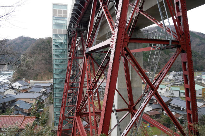 「余部クリスタルタワー」に乗って、余部鉄橋「空の駅」へ!日本海の絶景を楽しもう