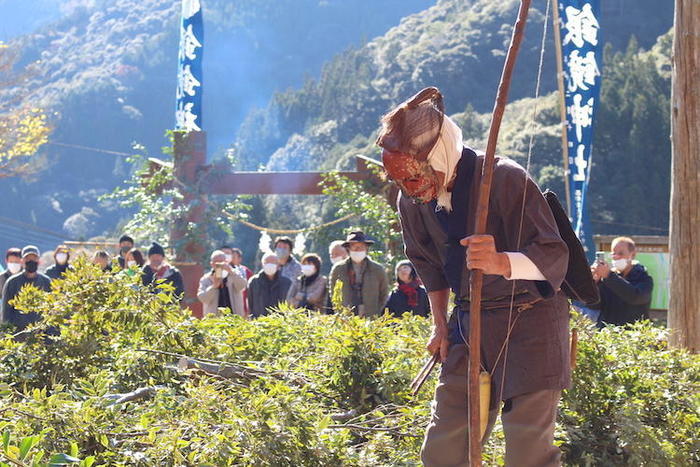 「神様が鏡を投げ入れた村」で夜神楽！ その神秘の裏側にみた世界