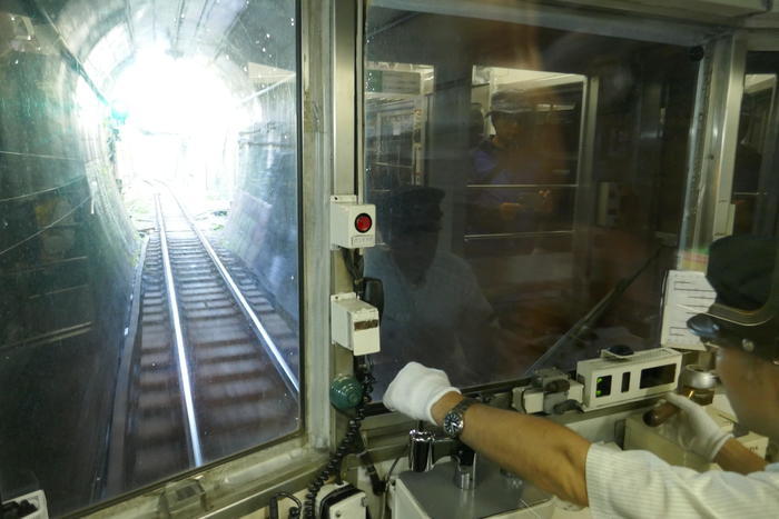 目の前にひろがる海とレトロ電車！鎌倉絶景さんぽ