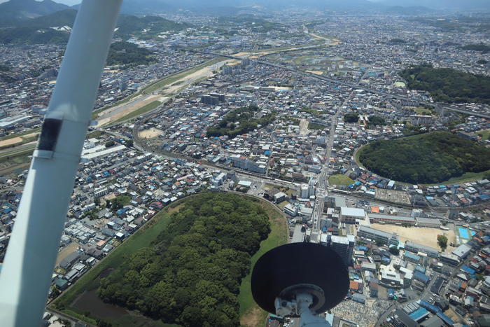 「セスナ」から大阪・仁徳天皇陵（大仙陵古墳）と百舌鳥・古市古墳群周辺を見てみた。