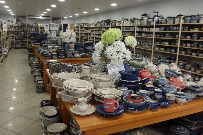 ポーランド・陶器の街ボレスワヴィエツでお買い得なお店巡り