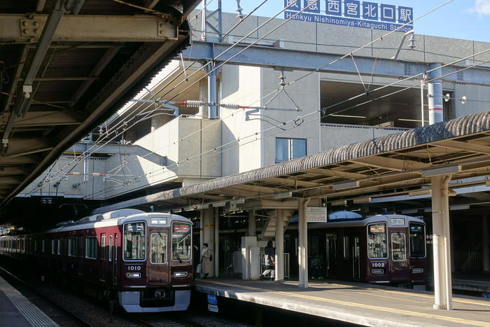 覚えていますか？阪急電車・西宮北口駅のダイヤモンドクロス