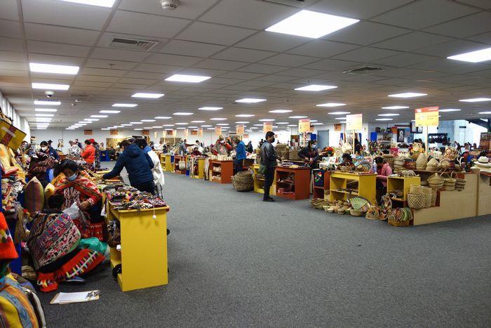 【ペルー】品質はお墨付き！国内最大の伝統工芸品市『ルラック・マキ』