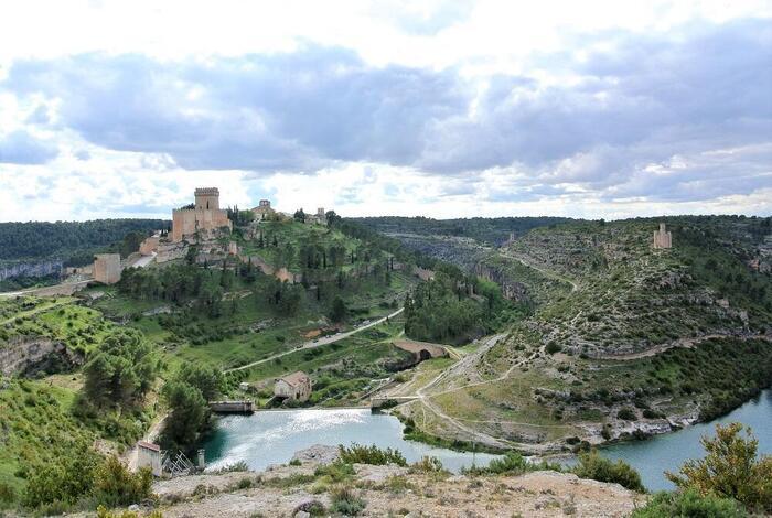 スペインの宿泊施設の種類と豆知識