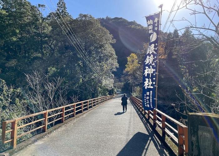 「神様が鏡を投げ入れた村」で夜神楽！ その神秘の裏側にみた世界