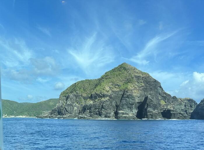 【沖縄】ケラマブルーで有名な渡嘉敷島の見どころと名店を紹介