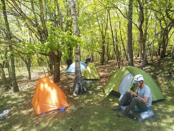 【岩稜登山】山梨の「乾徳山」山頂から360度のパノラマと岩登り体験