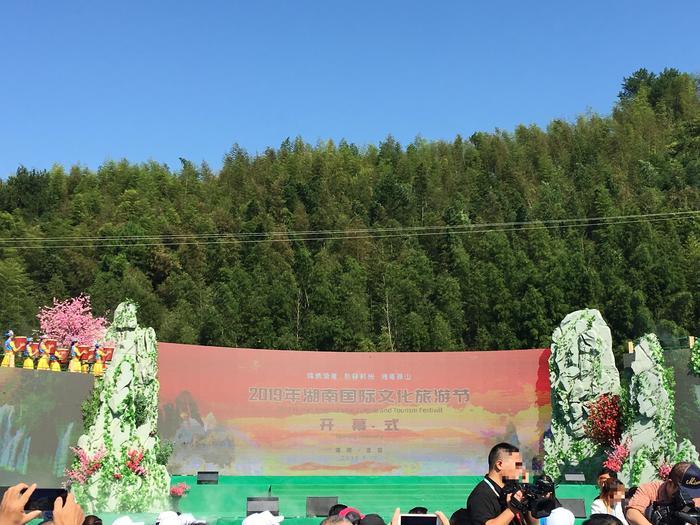 毛沢東の出身地としても知られる中国・湖南省の絶景「武陵源」と「鳳凰古城」に行ってきました！