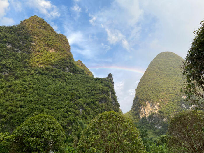 【中国】桂林の岩山に抱かれて〜非日常と日常が交差する風景〜