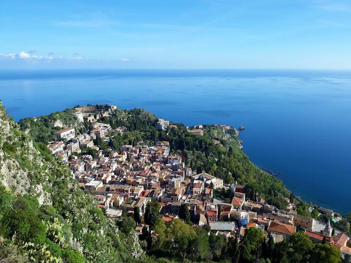 【イタリア】シチリア島タオルミーナのココロを満たす絶景スポット5選