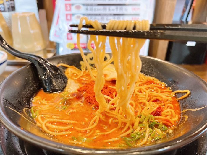 【熊本市西区】汗をかきがら刺激的なラーメンを。「らーめん食堂　ろくの家　熊本二本木店」に行ってきました。