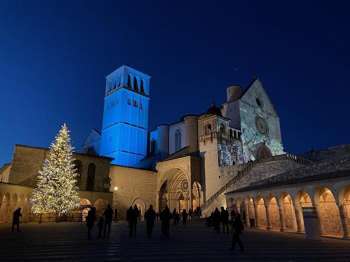 【イタリア・アッシジ】クリスマスイルミネーションがおすすめな街