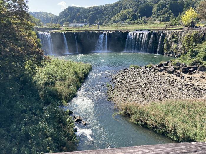 【大分・原尻の滝】日本の滝百選！田園地帯に突如現れる東洋のナイヤガラ