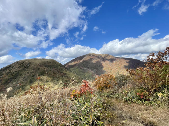 【島根】石見富士「三瓶山」のカルデラを大縦走！