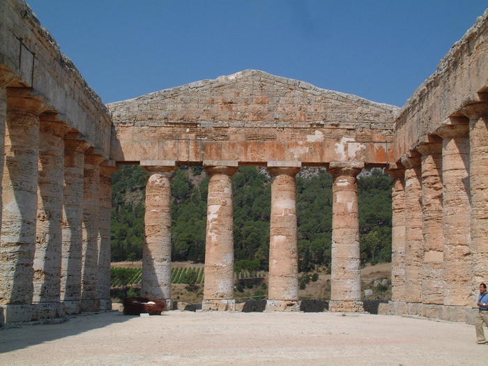 イタリアの中のギリシャ世界 ～南イタリアでギリシャの世界に浸る～