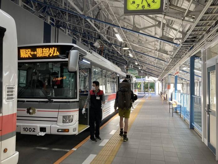 【岩稜登山】岩と雪の殿堂「剱岳」と「立山三山」縦走の山旅