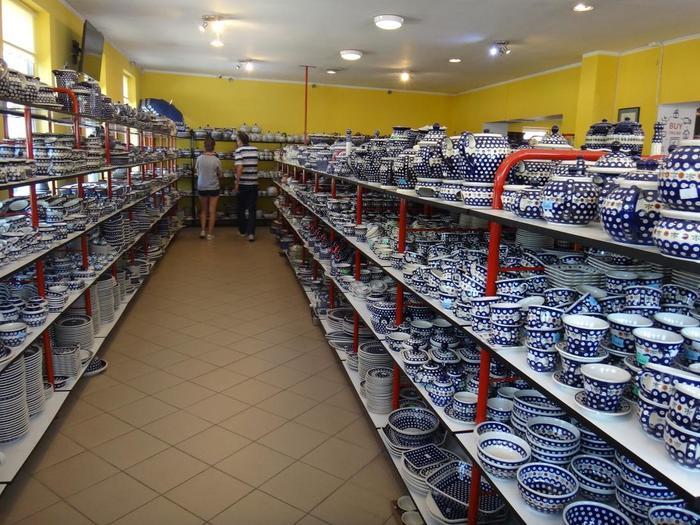 ポーランド・陶器の街ボレスワヴィエツでお買い得なお店巡り