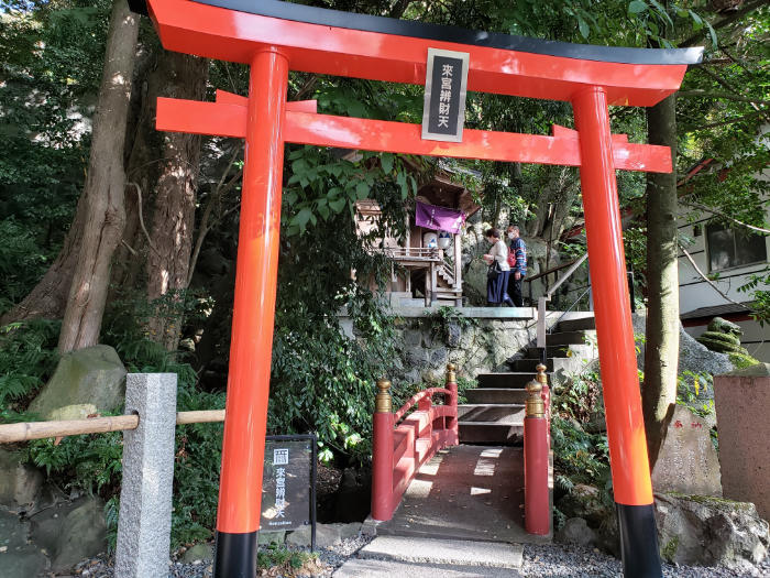 【静岡・熱海】日本屈指のパワースポット・来宮神社。「寿命が延びる」御神木は樹齢2100年