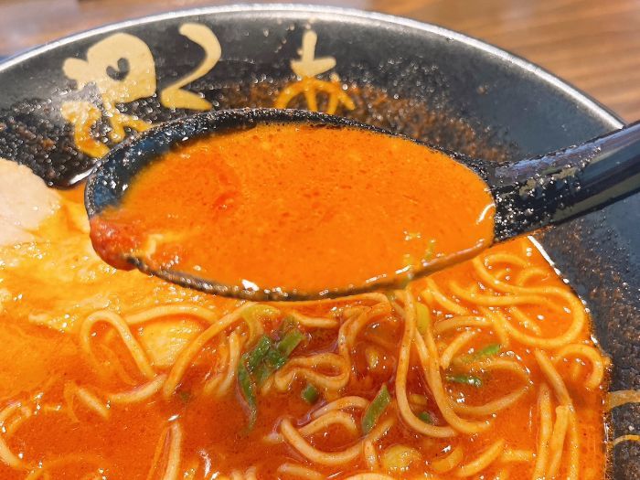 【熊本市西区】汗をかきがら刺激的なラーメンを。「らーめん食堂　ろくの家　熊本二本木店」に行ってきました。