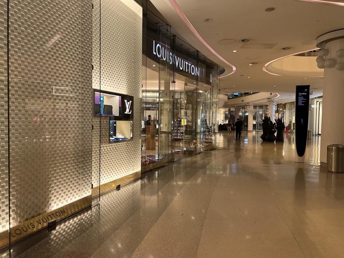 ロンドン最大級のショッピングモール!Westfield Shephard's Bush