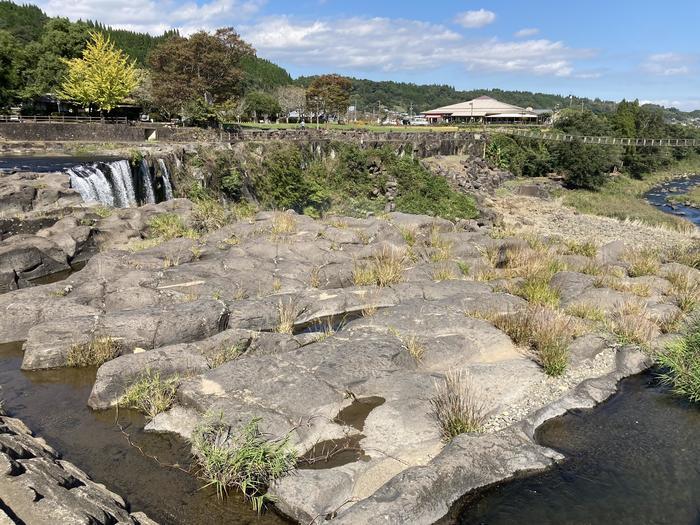 【大分・原尻の滝】日本の滝百選！田園地帯に突如現れる東洋のナイヤガラ