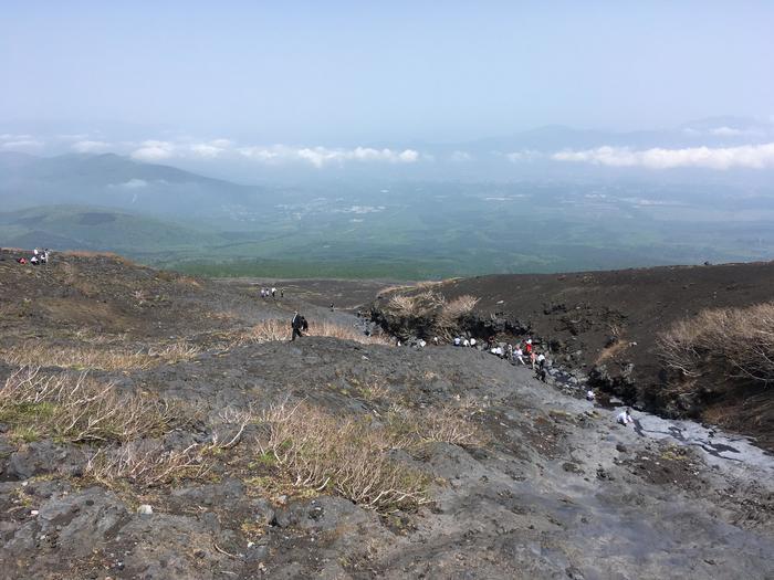 富士山には1年に1ヶ月間だけ現れる「まぼろしの滝」がある