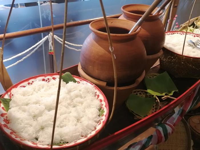 タイ南部の朝ごはんはコレ!「カノムチーン」