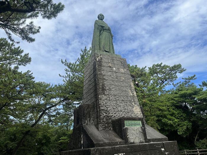 【高知】牧野博士と坂本龍馬でおなじみの高知市内と見どころと名店を紹介