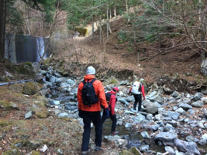 【秀麗富嶽十二景】最終十二番山頂の「本社ヶ丸」はマジきつかった。。。