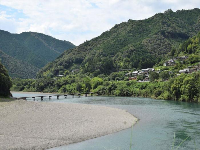 実際よく沈む？ 四万十川の沈下橋とは～おすすめの沈下橋3選付き～