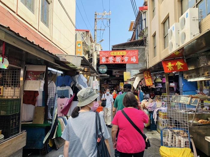 台北で立ち寄りたい、エネルギー溢れる朝市！