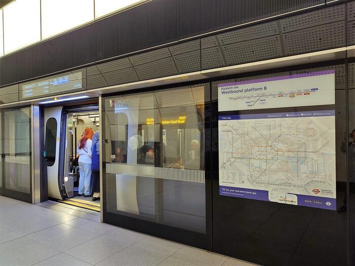 ハブ駅として再注目!ロンドン、ファリンドン駅