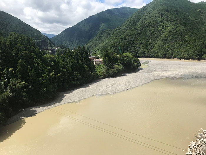 十津川村と谷瀬を結ぶ！奈良県にある「谷瀬の吊り橋」