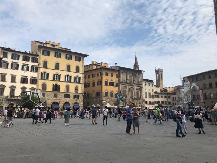 【イタリア】フィレンツェにあるシニョーリア広場はまるで「屋外美術館」