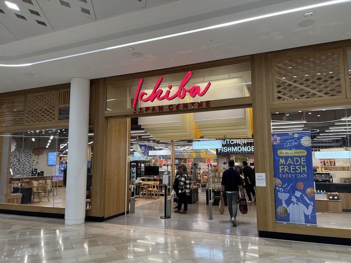 ロンドン最大級のショッピングモール!Westfield Shephard's Bush