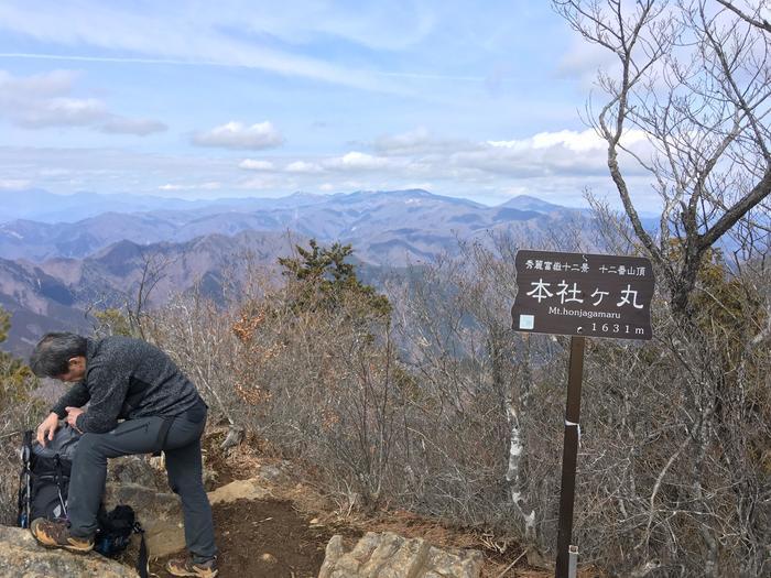 【秀麗富嶽十二景】最終十二番山頂の「本社ヶ丸」はマジきつかった。。。