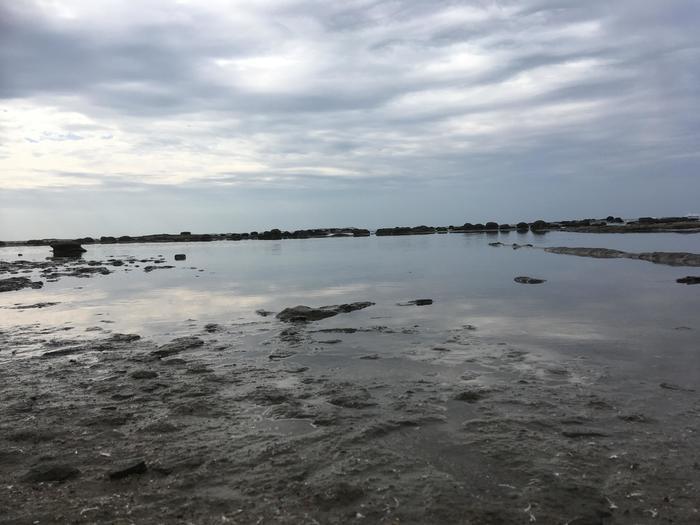 「ウユニ塩湖」？ 「秩父ヶ浜」？ ここはどこ？？ そこは「島根県浜田市」にありました！