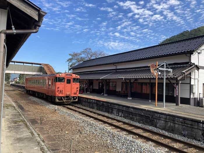 【兵庫県朝来市】シャッターを切る手が止まらない！ 時代に翻弄された天空の城「竹田城」の魅力とは？