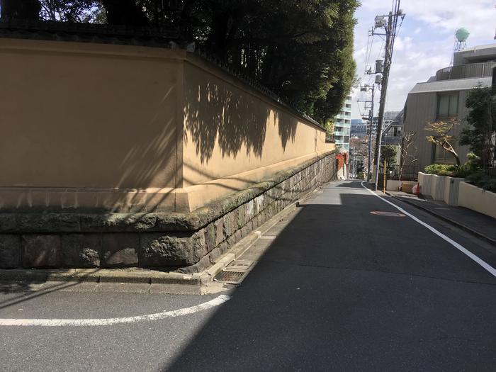 東京の路地裏を歩く「裏さんぽ」第五回　神楽坂の巻