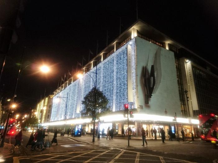 英国老舗デパート、ジョン・ルイスのクリスマス・ショップで英国風クリスマスを体感!