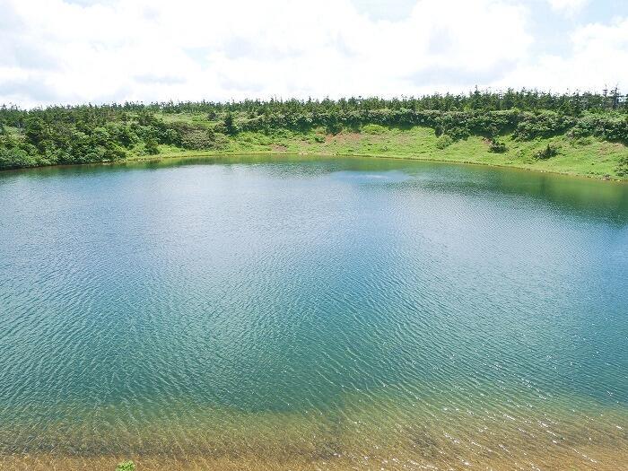 【岩手】広大な湿原に咲く高山植物を気軽に見に行ける！八幡平で涼しい空気に包まれながらトレッキング