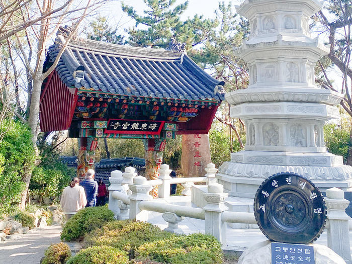 【釜山・機張エリア】願いが叶う?現地の人も多く訪れる観光地・海東龍宮寺