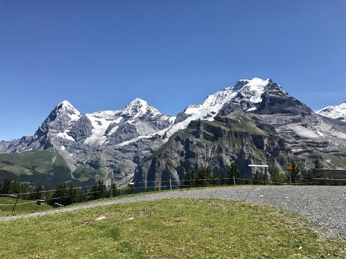 モンブランにマッターホルン!スイス3大名峰での絶景ハイキングに感動しました!