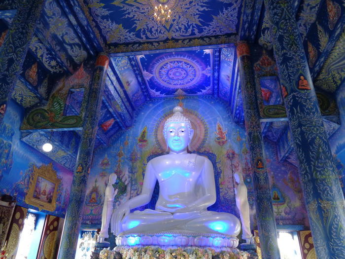 タイ最北の地、チェンライの新旧寺院4選