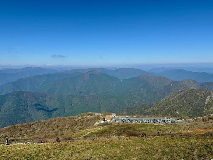 【日本百名山】25座目の伊吹山はヤマトタケルが見守る山岳信仰の山（滋賀県・岐阜県）