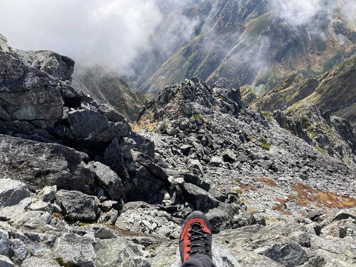 【岩稜登山】岩と雪の殿堂「剱岳」と「立山三山」縦走の山旅