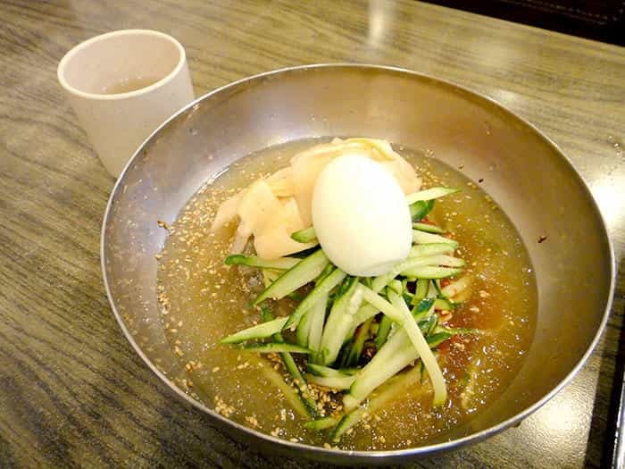【韓国】冷麺って美味しいの?好みが分かれる本場の味とは?