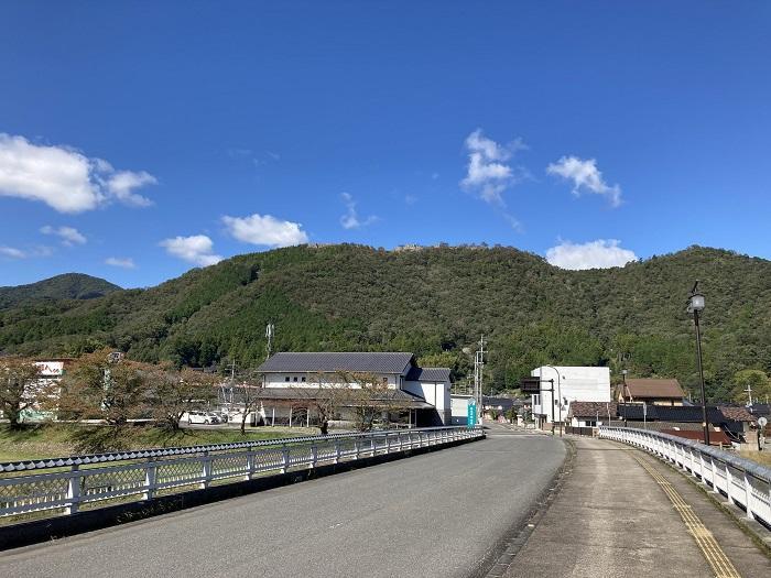 【兵庫県朝来市】シャッターを切る手が止まらない！ 時代に翻弄された天空の城「竹田城」の魅力とは？