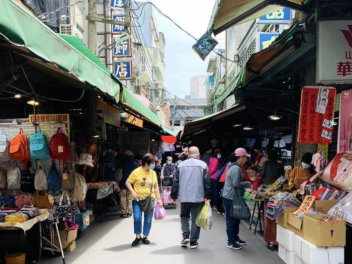 台北で立ち寄りたい、エネルギー溢れる朝市!